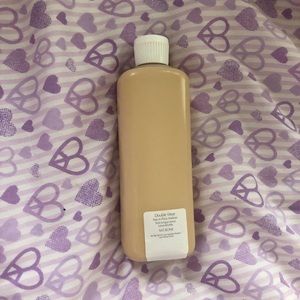 Estee Lauder Double Wear Foundation in 1W1 Bone